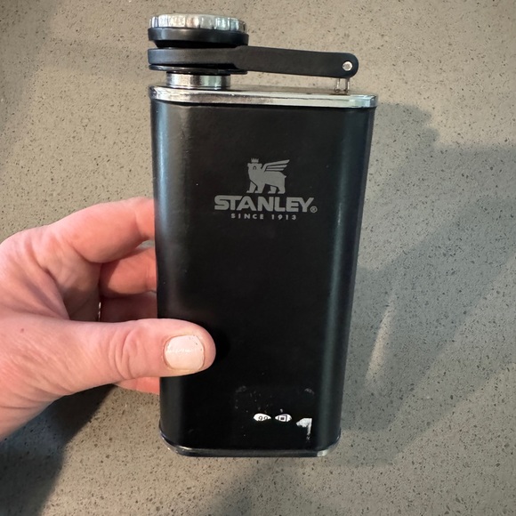 Stanley Other - Stanley Classic Black Flask